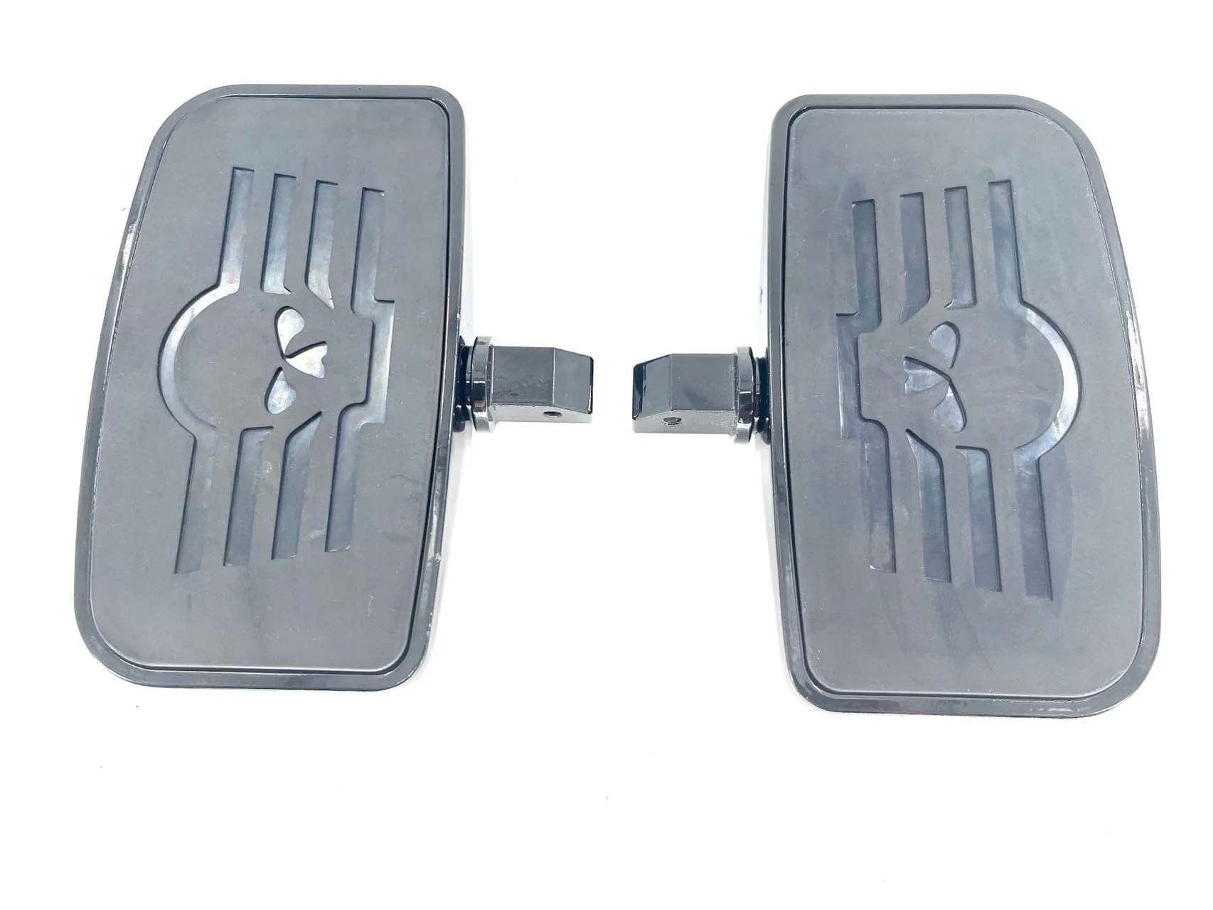 Passenger Footboards Pedals for Suzuki Boulevard C50 50T 2005-2020, Adjustable Chrome Finish